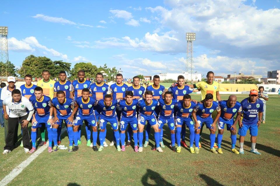 Altos arranca empate com Picos e conquista vaga para a Série A do Piauiense